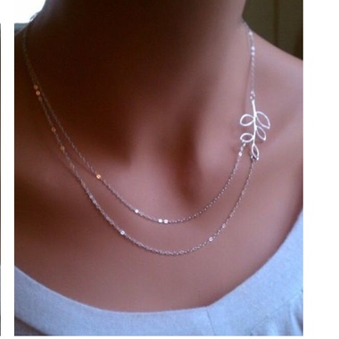 Gifts 4 All - Beautiful Silver Tone Double chain leaf necklace Gifts 4 All - Beautiful Silver Tone Double chain leaf necklace